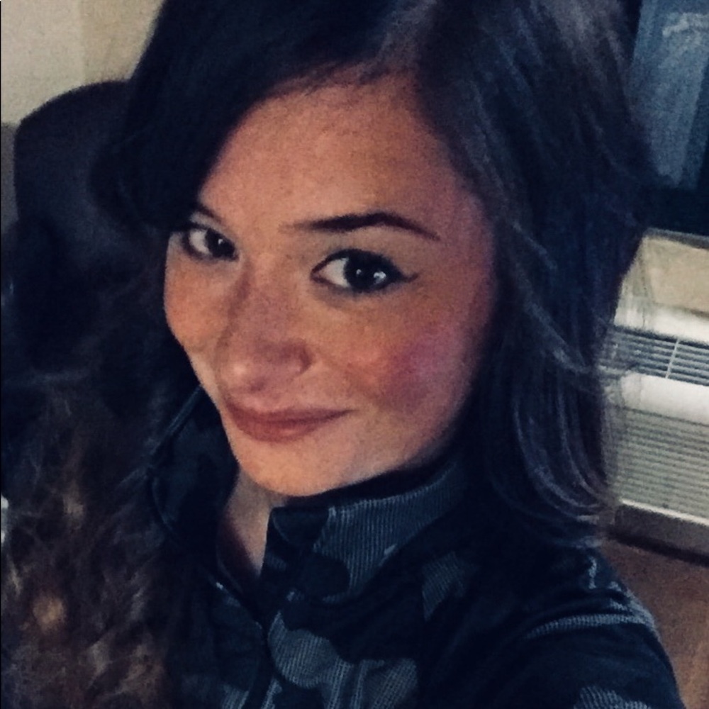 Meet your Posher, Amanda